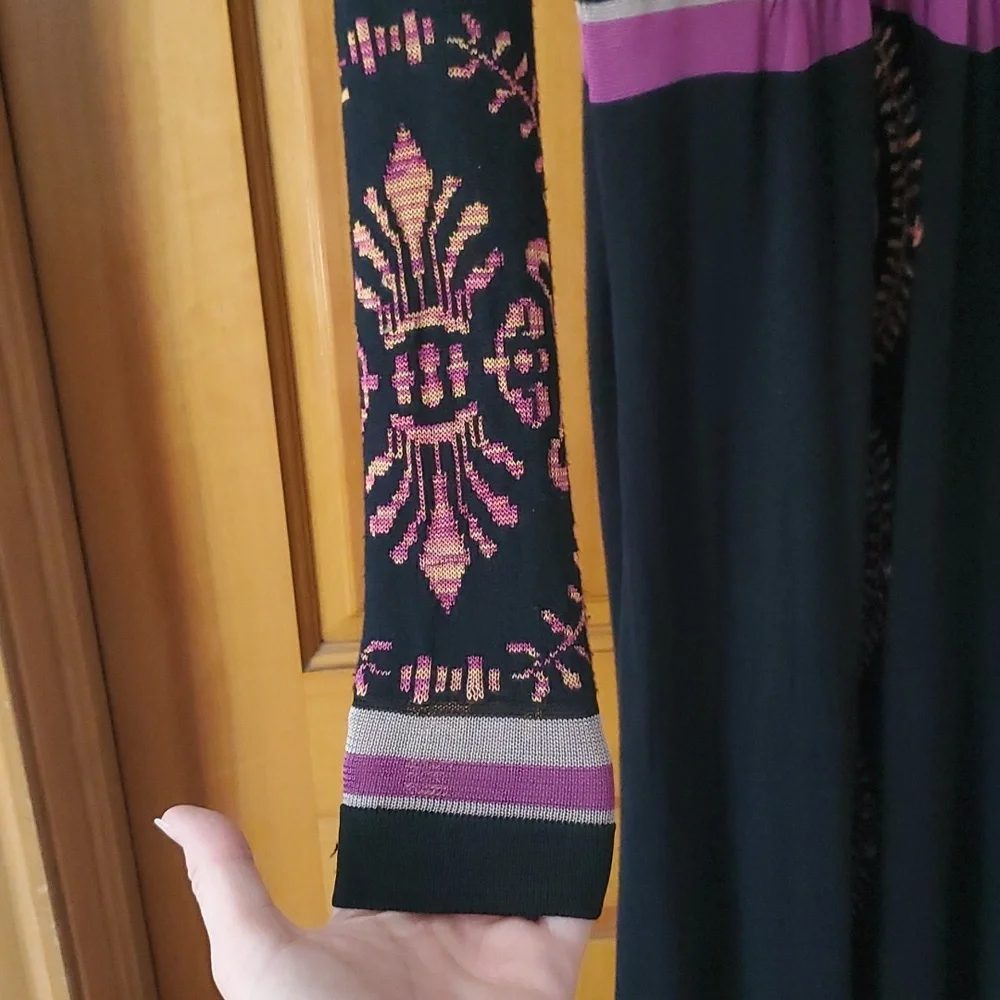 Arden B Womans Rayon Sweater Maxi Dress in Black and Purple Size Small‎